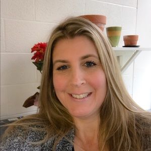 Meet your Posher, Aileen